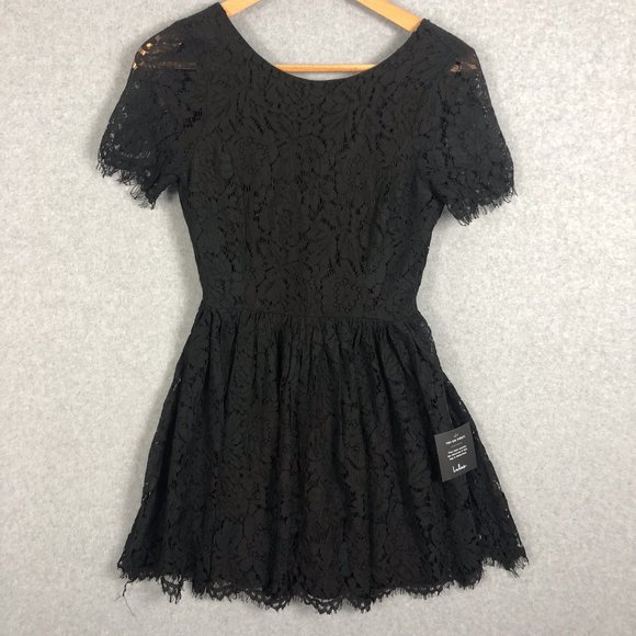 Lulus Dresses & Skirts - NWT Lulu's Black Lace Mini Dress Size Small
